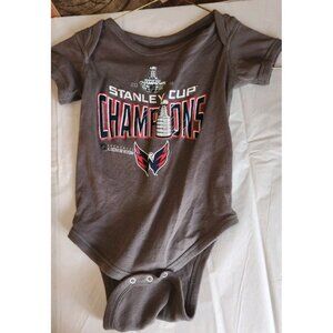 fantatics WASHINGTON CAPITALS  one piece 18M preowned 2018 stanley cup champs